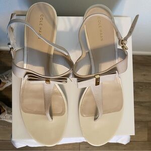 EUC Cole Haan White and Beige Sandals with Adjustable Straps and Bow Size 10
